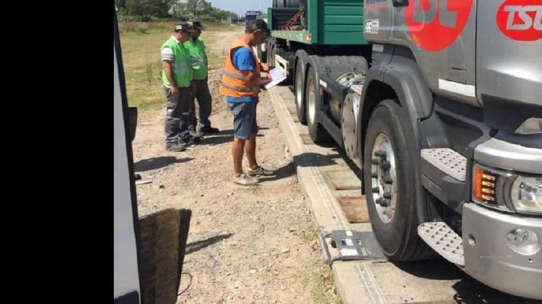 Inspección al transporte: verificaciones en las rutas por el peso de los camiones