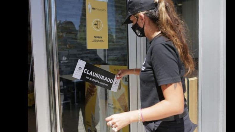 Clausuran nueve locales de McDonald's en Córdoba por incumplimiento de normas ambientales