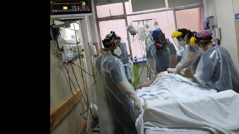 Chile reportó 4.406 nuevos casos y el número más alto de víctimas fatales: 279