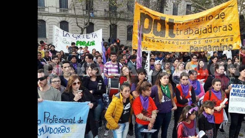 “Basta de machismo”, el reclamo de los participantes del #NiunaMenos