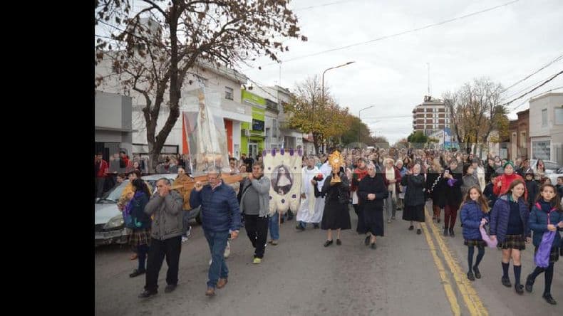 La feligresía renovó su devoción por la beata Crescencia