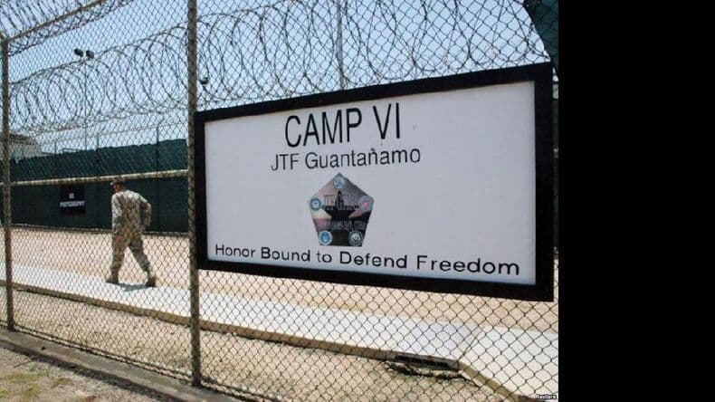 EE. UU. devuelve a su país a cuatro afganos detenidos en Guantánamo