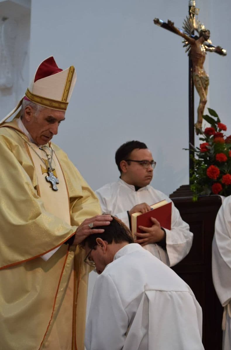 La Diócesis de San Nicolás celebra la ordenación de 10 diáconos permanentes