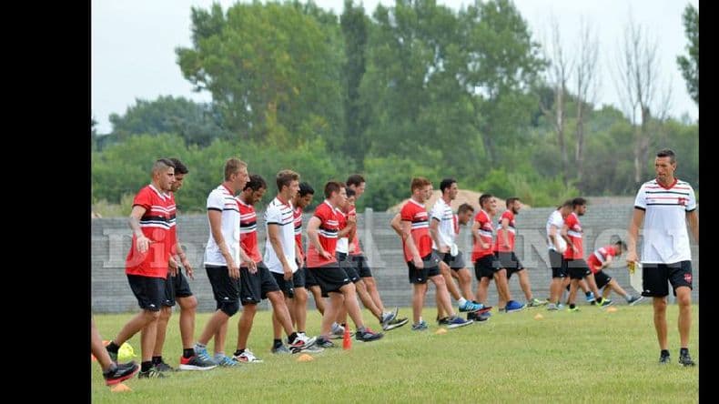 Douglas inició la pretemporada con el arribo de su quinta incorporación