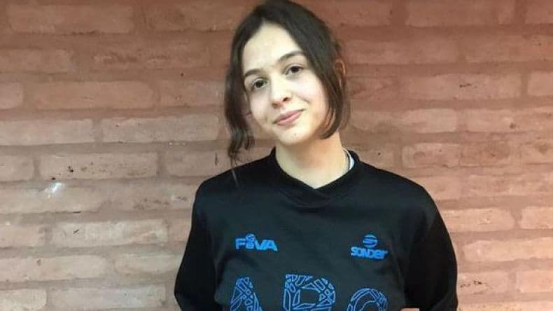 Paloma Zubiri, en la pre selección nacional de voleibol Sub 16