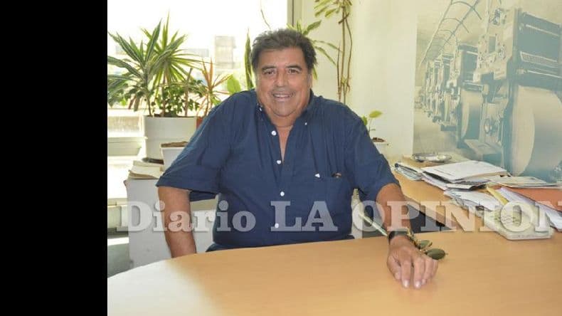 Tommy Benítez cantará en el Teatro Bauen Hotel