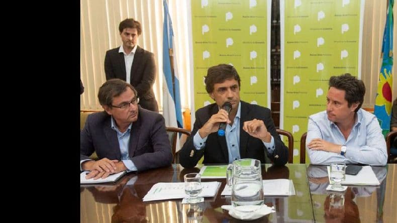 Docentes: el Gobierno analizará la pérdida del poder adquisitivo