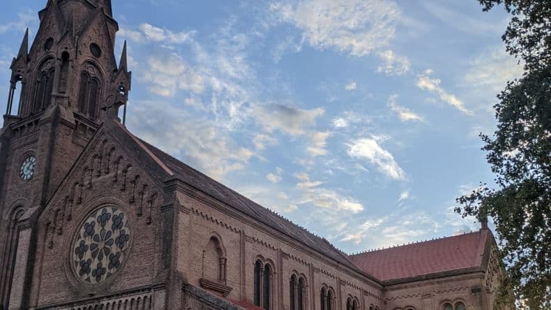 Pergamino despide al Papa Francisco con una misa en la Parroquia Merced
