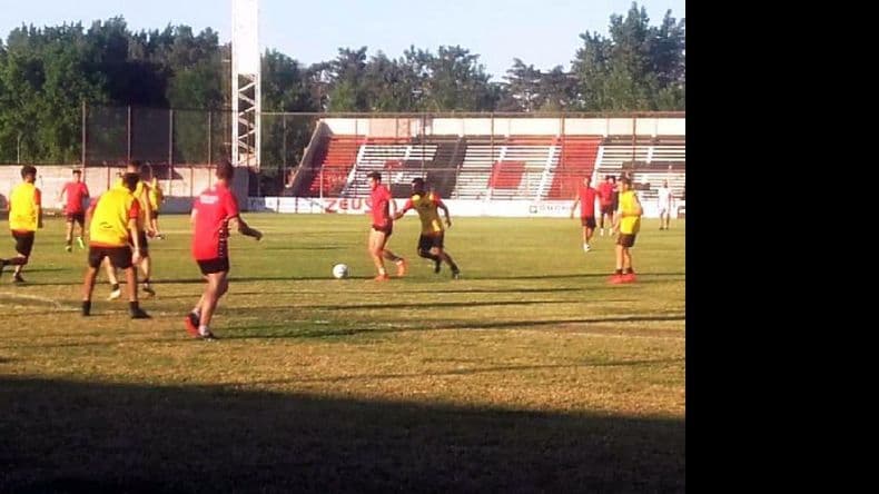 Douglas Haig: Arias dio indicios del equipo que presentará ante Central Norte