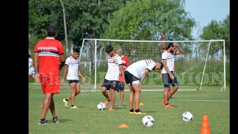 Douglas finalizó la primera semana de la pretemporada con novedades