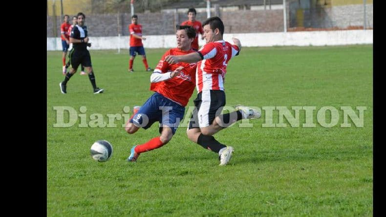 Alfonzo es el nuevo líder del torneo de fútbol local