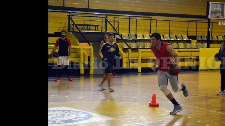 La selección trabaja con el deseo de jugar el Argentino