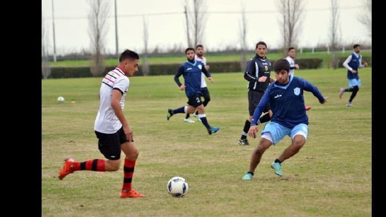 Douglas sumó sus primeros minutos de fútbol y Lippi sacó conclusiones