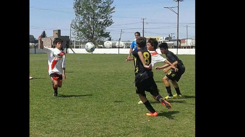 Inferiores en la AFA: los resultados de los encuentros entre Douglas y Olimpo