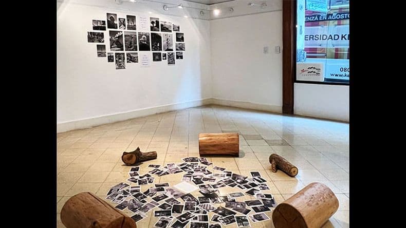 La fotógrafa Bárbara Prajs presenta en ArteMás la instalación _pasares (caminar despiertxs)