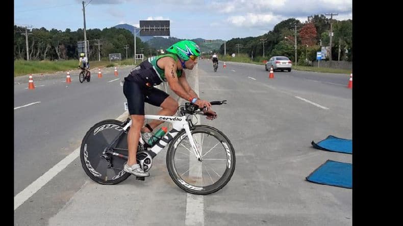 Patricio Foster logró una destacada actuación en el Ironman de Florianópolis