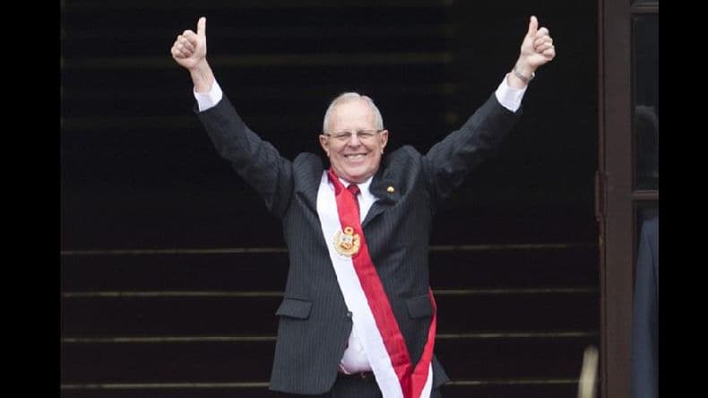Asumió Kuczynski en Perú y prometió modernizar el país