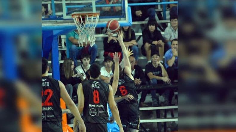 Pergamino Básquet recibe a Deportivo Viedma por el primer festejo de local
