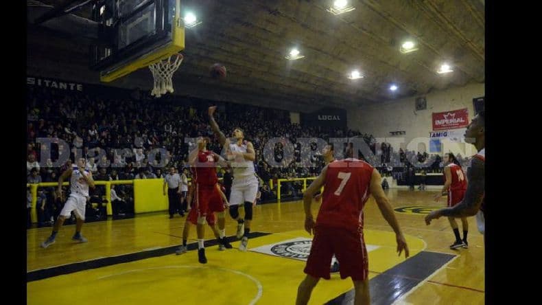 Pergamino volvió a ganar y buscará el pasaje a la final del Torneo Provincial