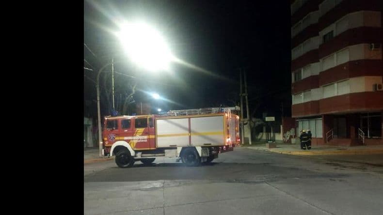 Principio de incendio en el edificio de Colón y Florida