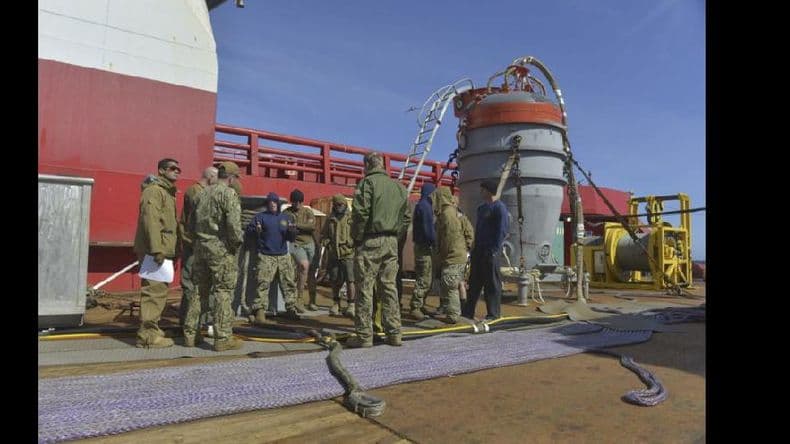 Siete buques “mapean el fondo” de la zona en la que podría estar el submarino
