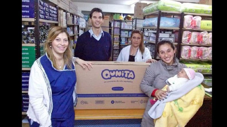 El Hospital formalizó la entrega de los primeros kits del Programa Qunita