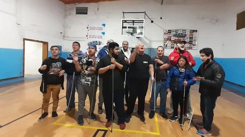 Inauguraron "El Doradito", la cancha de básquet para ciegos o disminuidos visuales