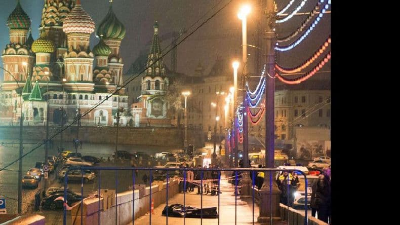 Murió de un disparo en Moscú el opositor ruso Boris Nemtsov