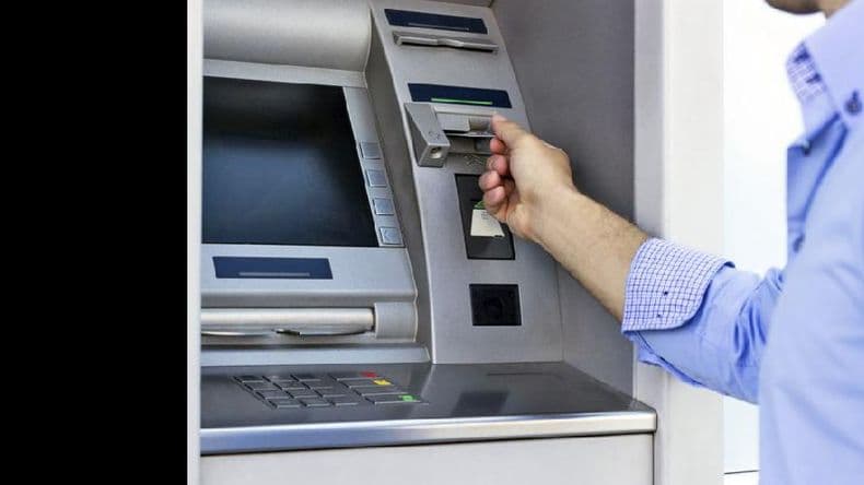 Un paro de bancarios afectará el abastecimiento de billetes en los cajeros automáticos