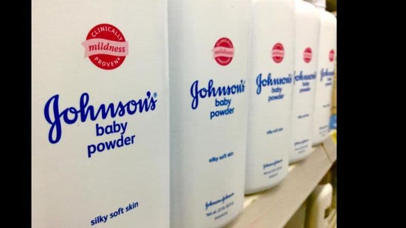 Johnson & Johnson retira del mercado un talco para bebés