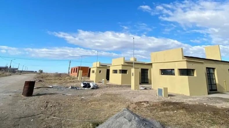 Provincia creó un nuevo programa para terminar planes de vivienda