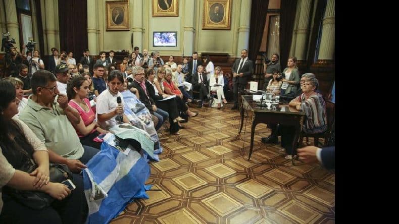 El Senado se comprometió a crear una Comisión investigadora del submarino