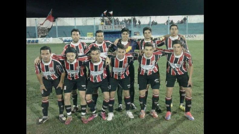 Con dos partidos continúa la jornada del fútbol local