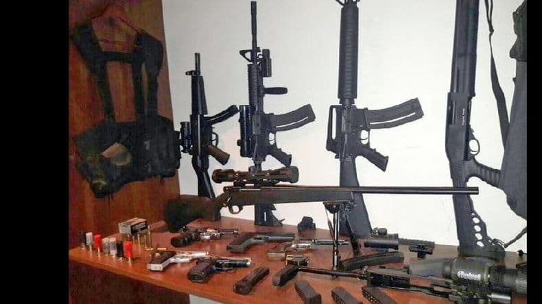 Detuvieron a uno de los acusados por correr una picada en la 9 de Julio