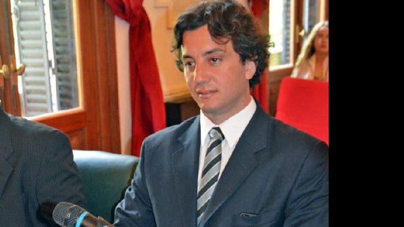 Llan de Rosos pide que se derogue una ley que grava el consumo de gas