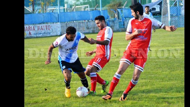 Fútbol local: se completó la octava fecha y no hubo cambios en la punta