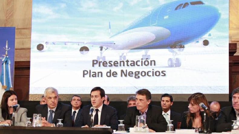 Recalde consideró un “mito” que Aerolíneas Argentinas pierda cada vez más plata