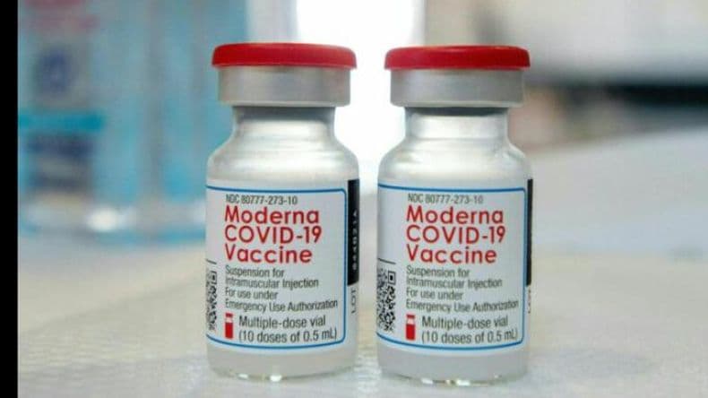 Reino Unido aprobó la primera vacuna contra la variante ómicron del coronavirus