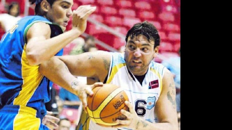 Román González luego de sellar su arribo a Argentino: “Vengo con muchas ilusiones”
