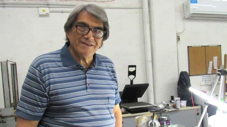 Un hombre que siempre quiso ser letrista e hizo de ese oficio, un verdadero arte