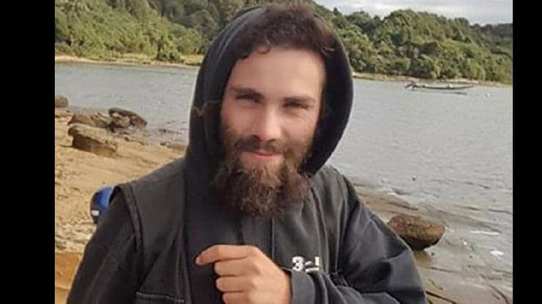 Un funcionario no descartó que “un gendarme le haya pegado a Maldonado”
