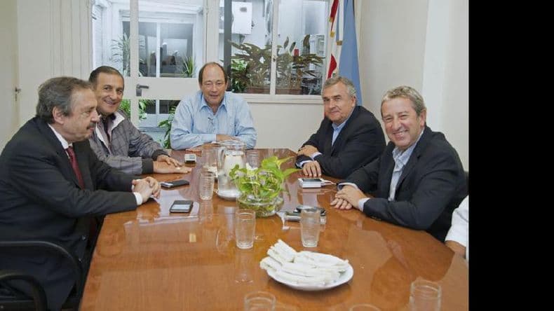 Sanz garantizó que respetará los “acuerdos preexistentes” con el Frente Renovador