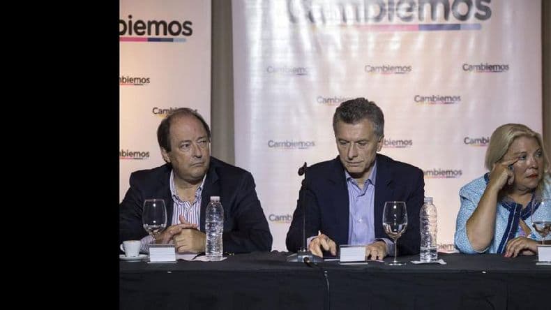 Mauricio Macri lanzó la Mesa de Cambiemos con Carrió y Sanz