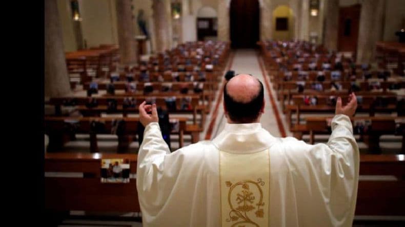 La Iglesia pide que las misas no se consideren “reuniones” para poder celebrarlas en pandemia