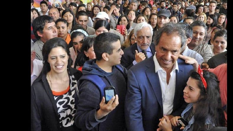 Scioli: “Yo propongo un dólar a 10 pesos y Macri una megadevaluación”
