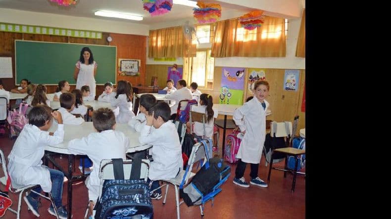 La Provincia espera consensuar estrategias con gobernadores antes de convocar a docentes