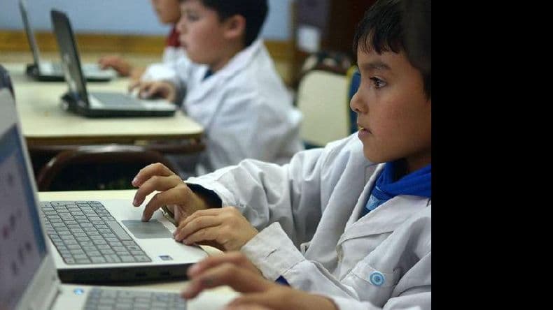 Argentina repatrió fondos por 21 millones de dólares para reducir la brecha digital