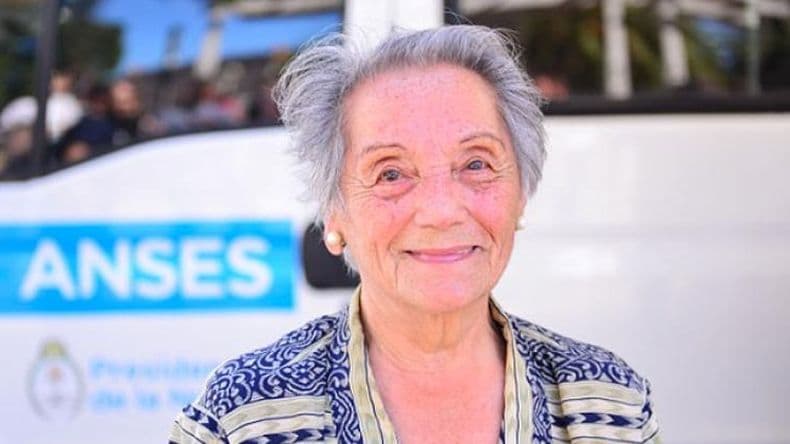 Jubilados de la mínima cobrarán un plus en noviembre por el aumento del Salario Mínimo