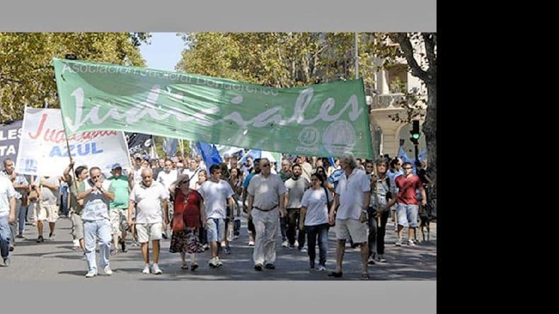 Judiciales bonaerenses vuelven a parar para pedir el tratamiento de un proyecto de ley