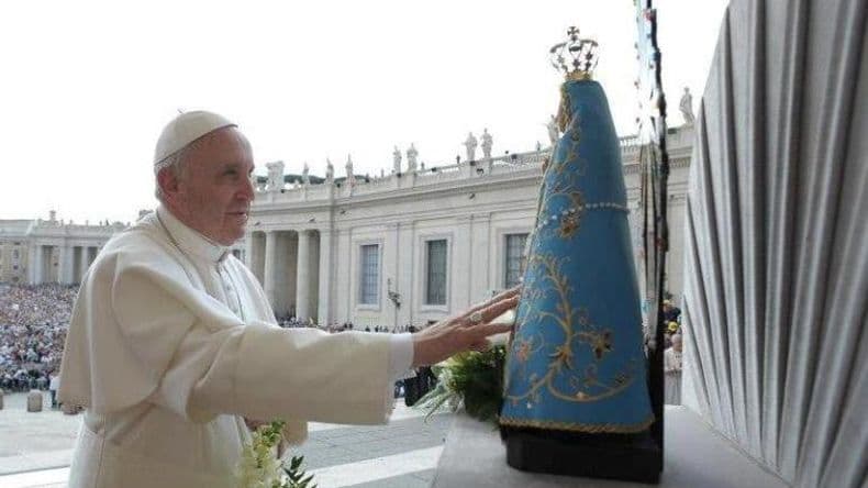 La Iglesia en la Argentina le pide a la Virgen de Luján que siga protegiendo al papa Francisco